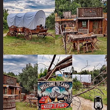 Ok Corral Ranch Western فندق مبيت وإفطار ميسانو ادرياتيكو