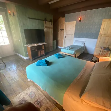 Ok Corral Ranch Western Bed & Breakfast *